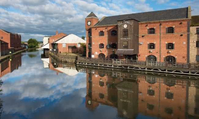 wigan-pier-quarter-bids-invited-may-2017-resized shutters wigan